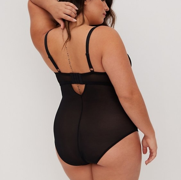 Torrid Mesh body Suit BNWT size 3 - Picture 3 of 5